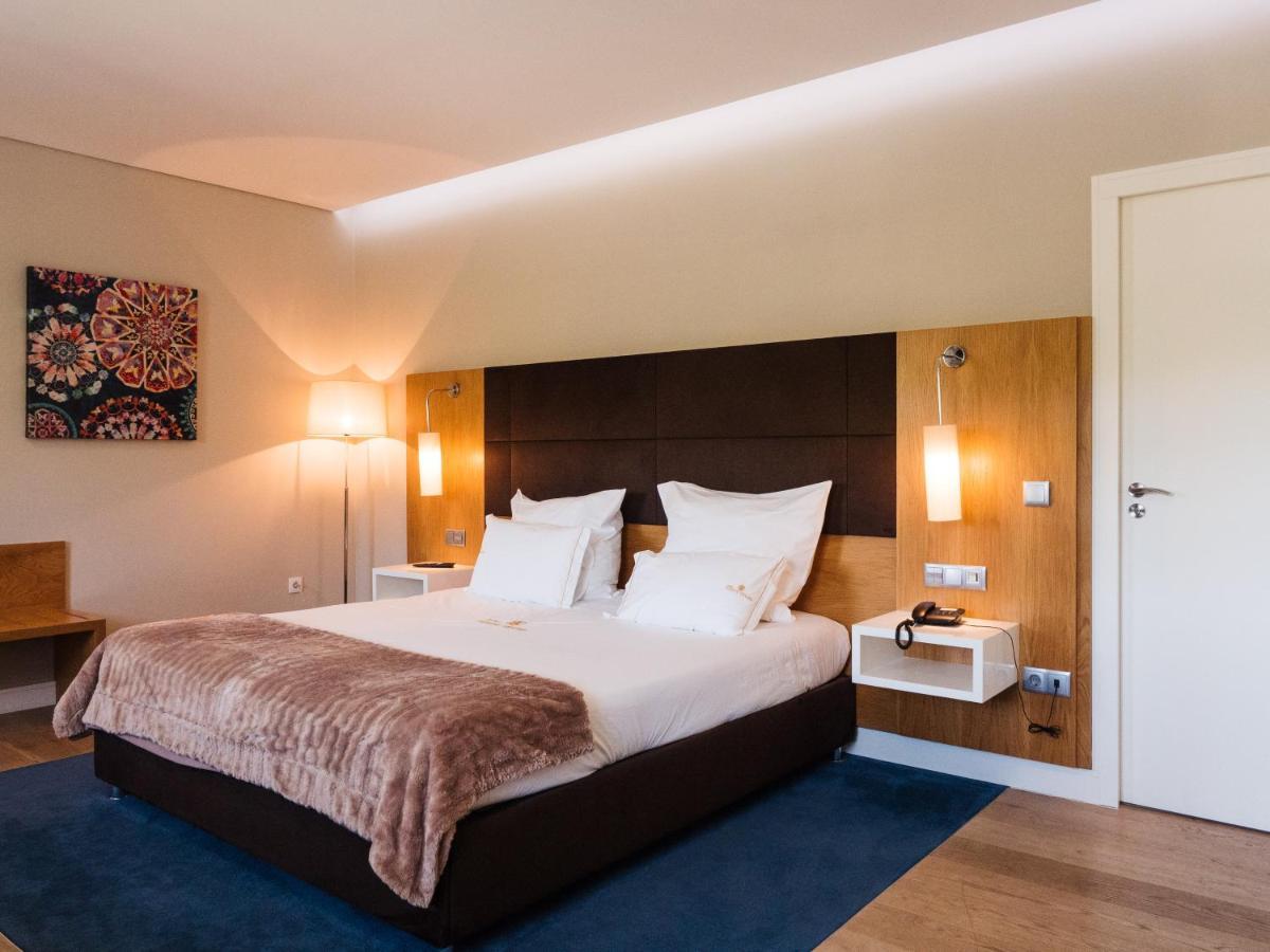 Hotel Fonte Velha Понте да Барка Екстериор снимка
